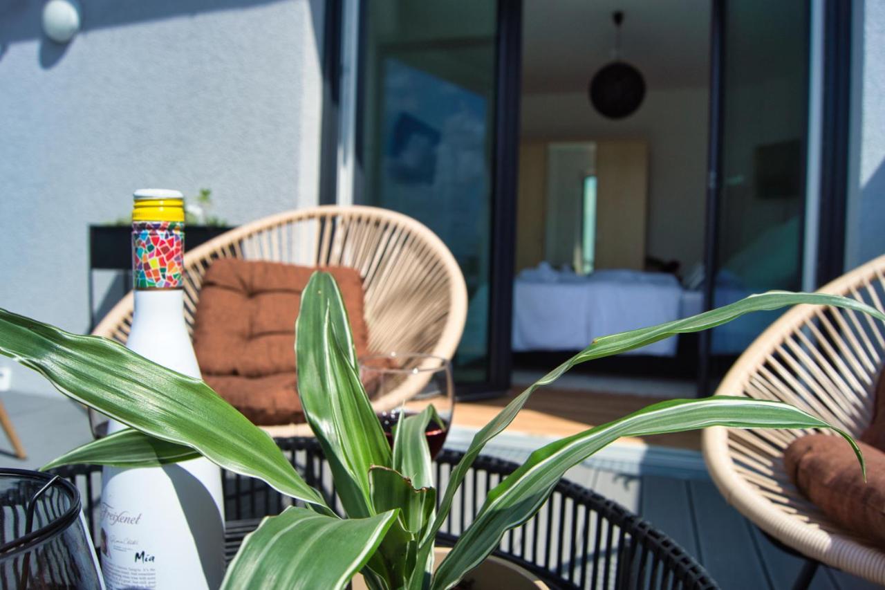 Penthouse Mit Whirlpool Im Herzen Von Niedersachsen ブルクヴェーデル エクステリア 写真