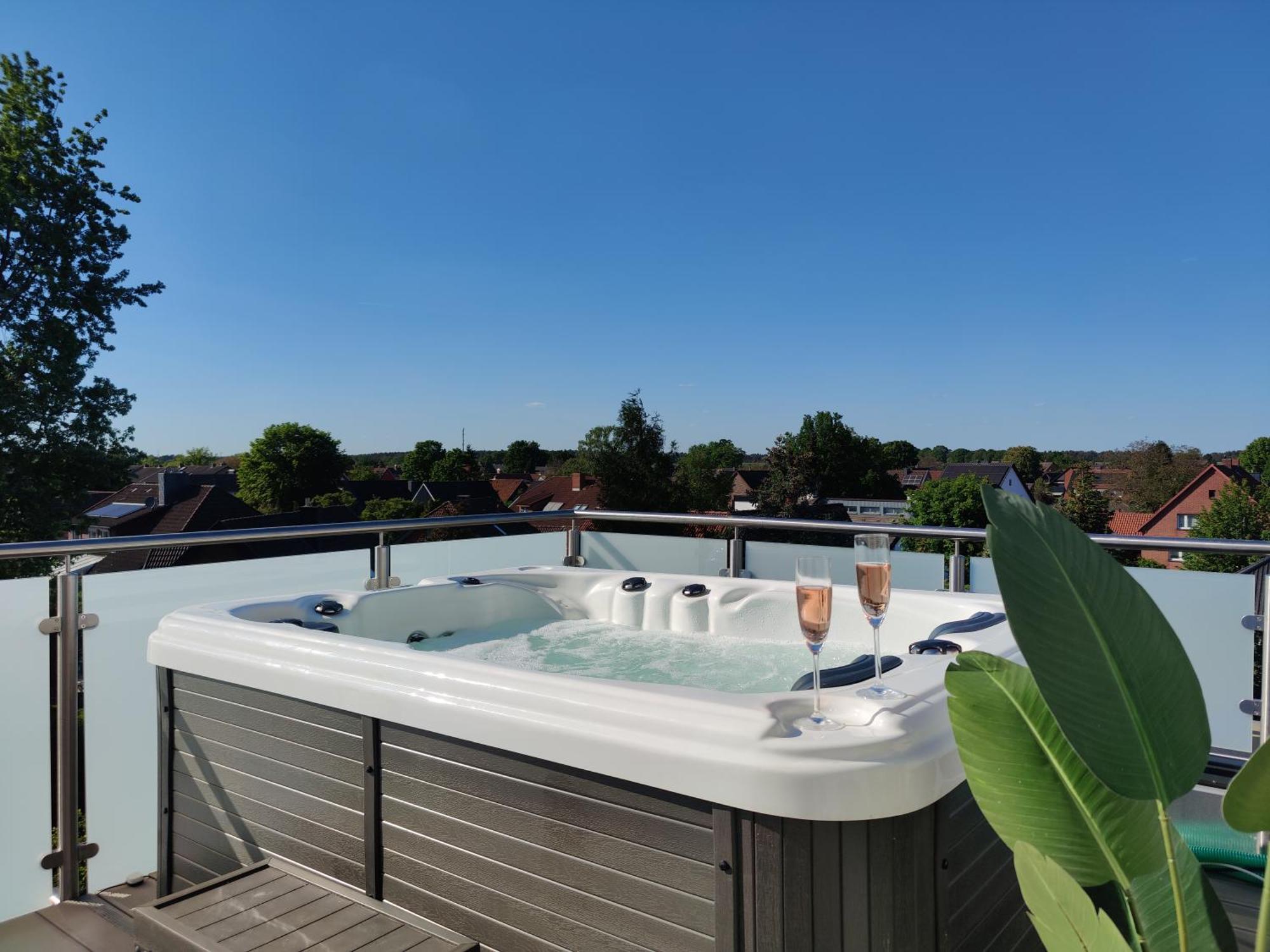 Penthouse Mit Whirlpool Im Herzen Von Niedersachsen ブルクヴェーデル エクステリア 写真